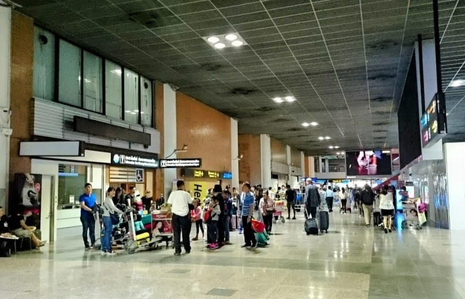 ドンムアン空港の到着ロビー