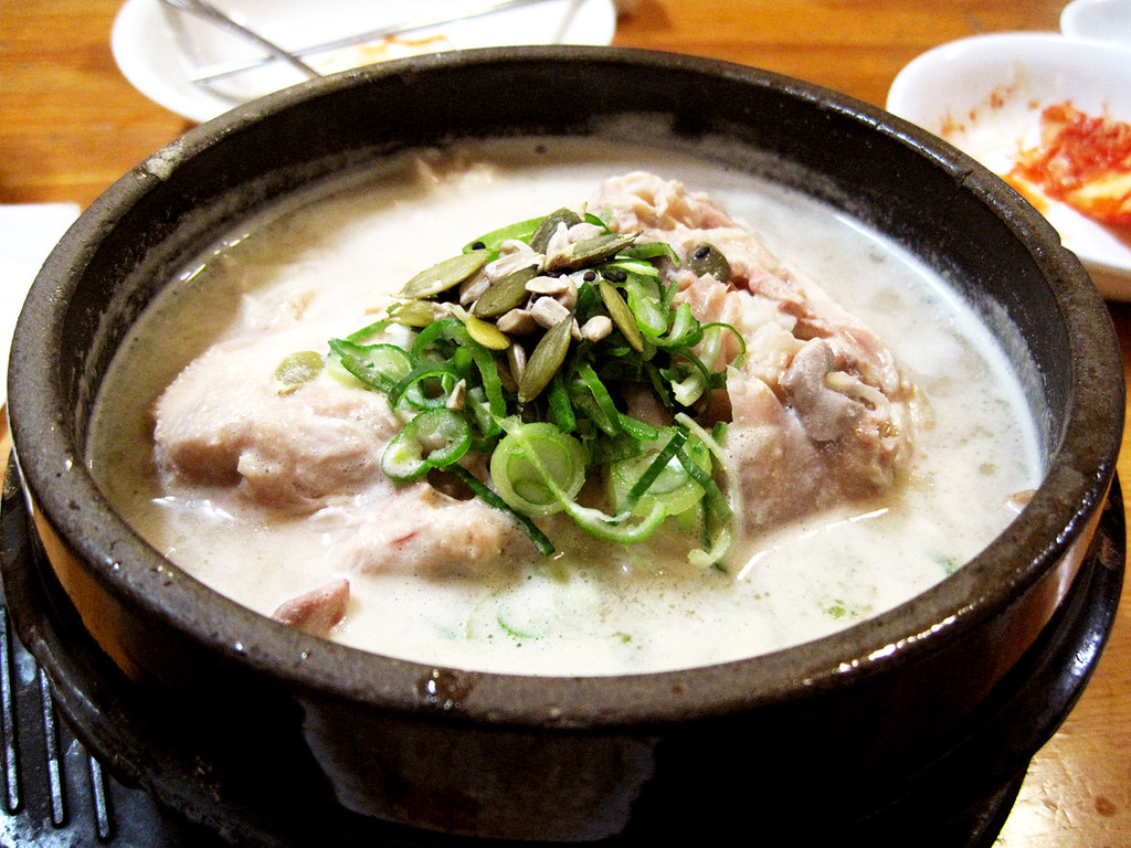 伏日に食べる参鶏湯