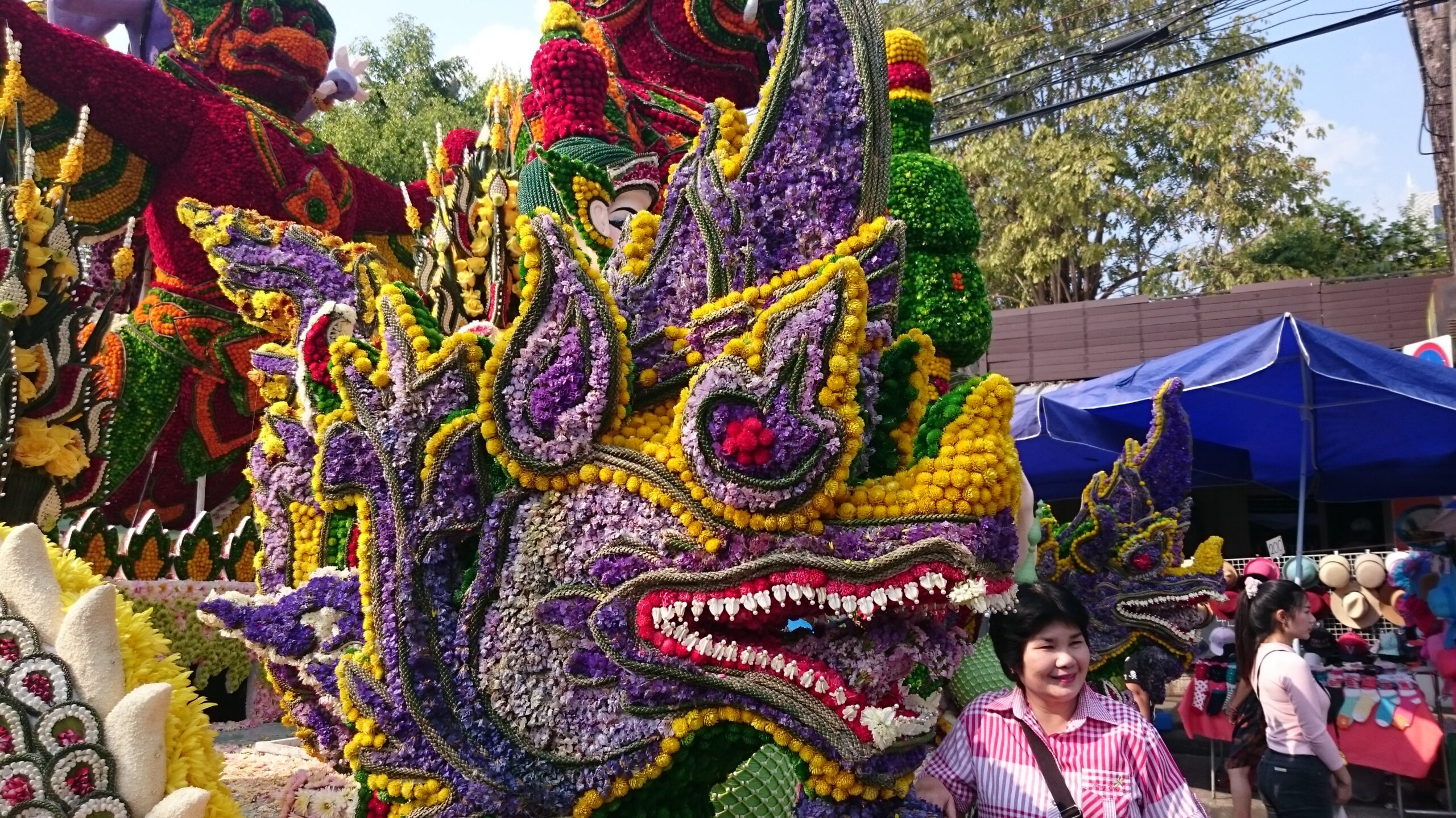 精巧緻密に制作された山車（フロート）